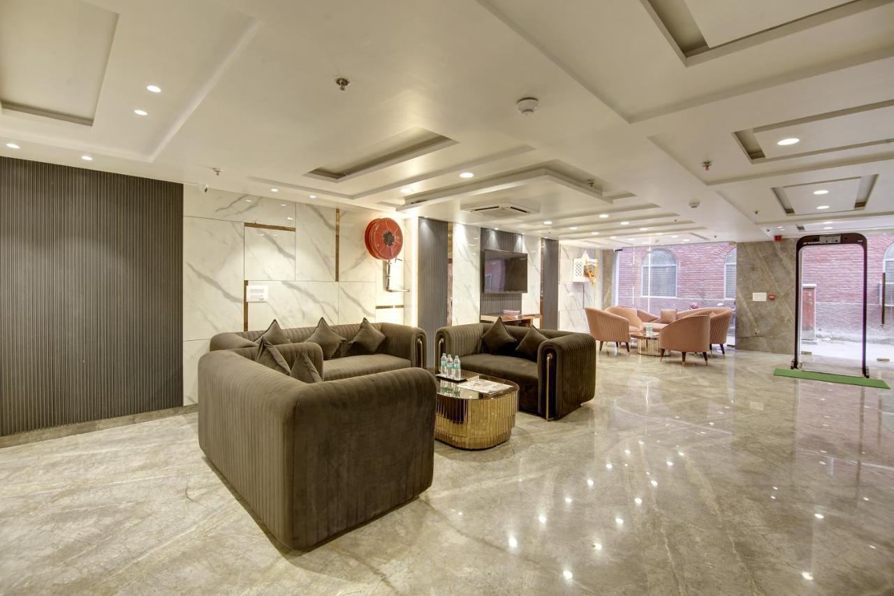 Hotel Kaca Inn-By Haveliya Hotels- Traveller'S Choice Award Winner 2025 뉴델리 외부 사진