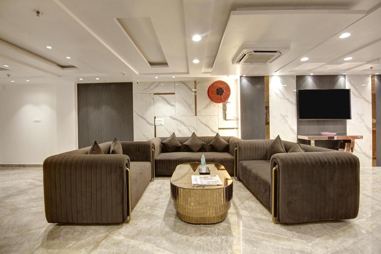 Hotel Kaca Inn-By Haveliya Hotels- Traveller'S Choice Award Winner 2025 뉴델리 외부 사진