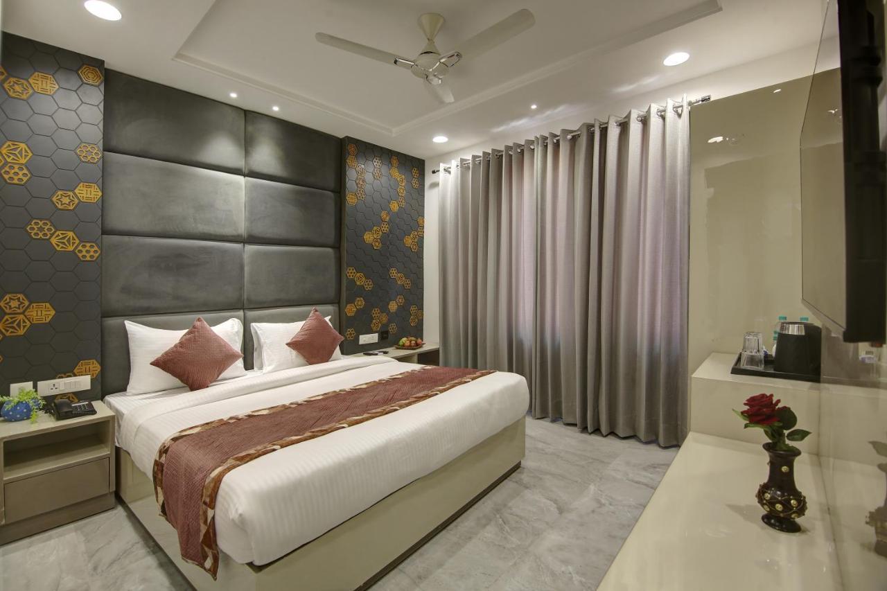 Hotel Kaca Inn-By Haveliya Hotels- Traveller'S Choice Award Winner 2025 뉴델리 외부 사진