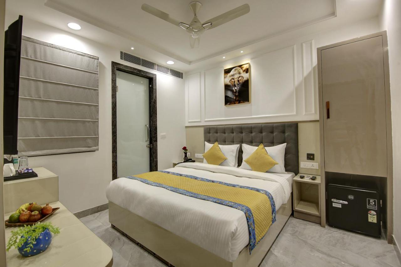 Hotel Kaca Inn-By Haveliya Hotels- Traveller'S Choice Award Winner 2025 뉴델리 외부 사진