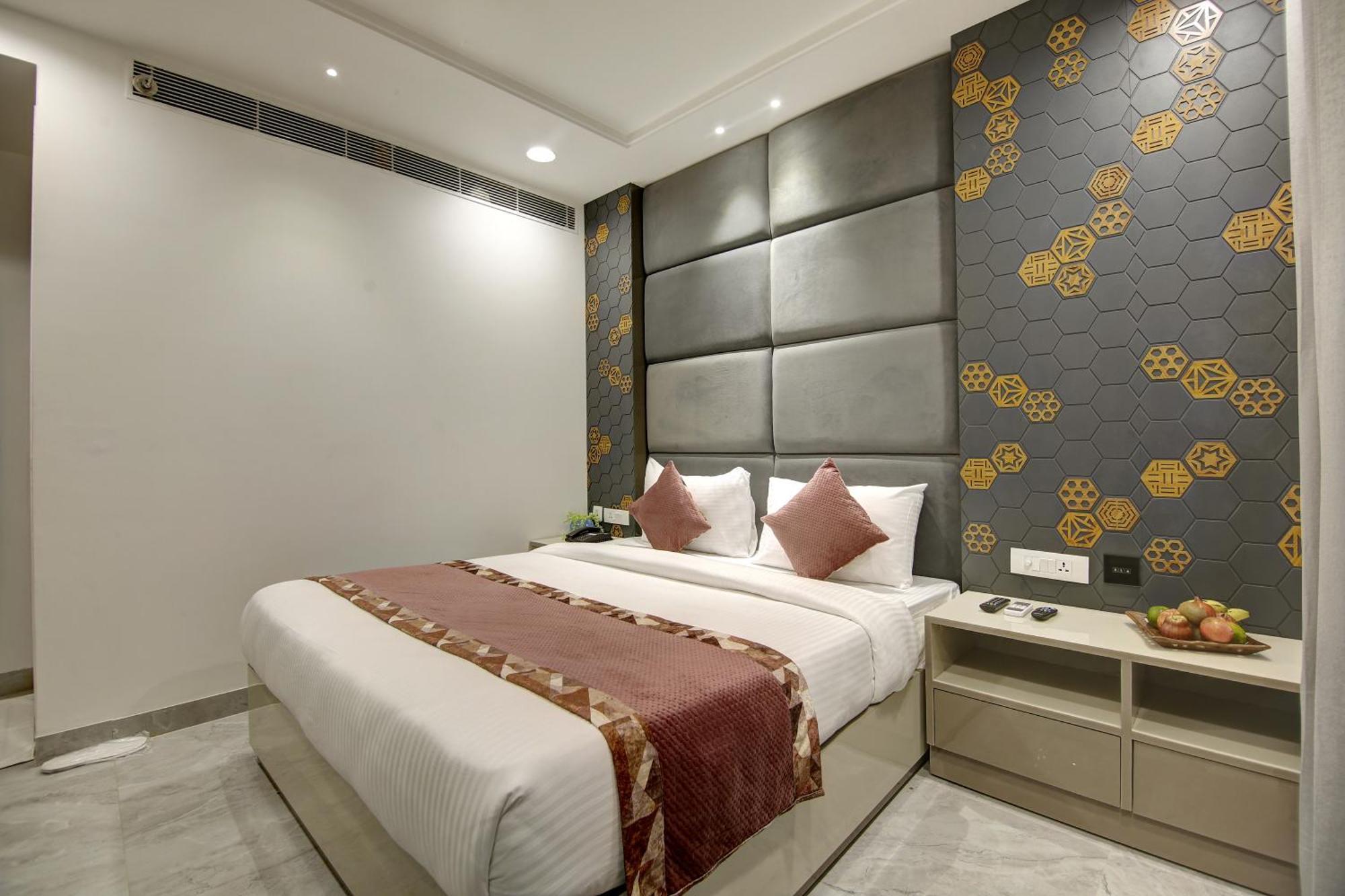 Hotel Kaca Inn-By Haveliya Hotels- Traveller'S Choice Award Winner 2025 뉴델리 외부 사진